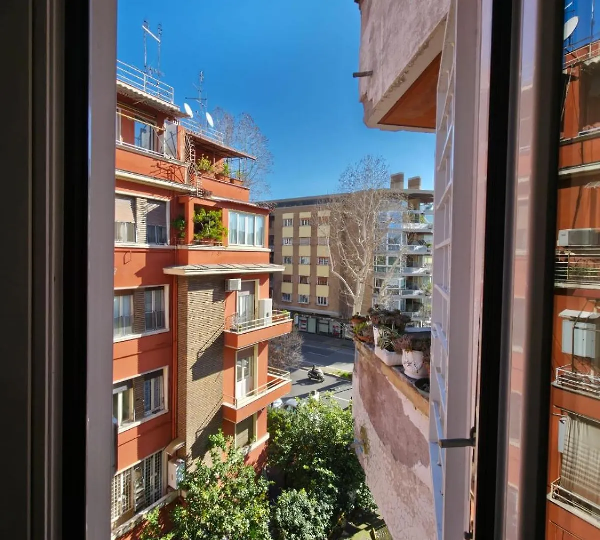 La Dimora Dell'Antiquario Apartment Rome Italy