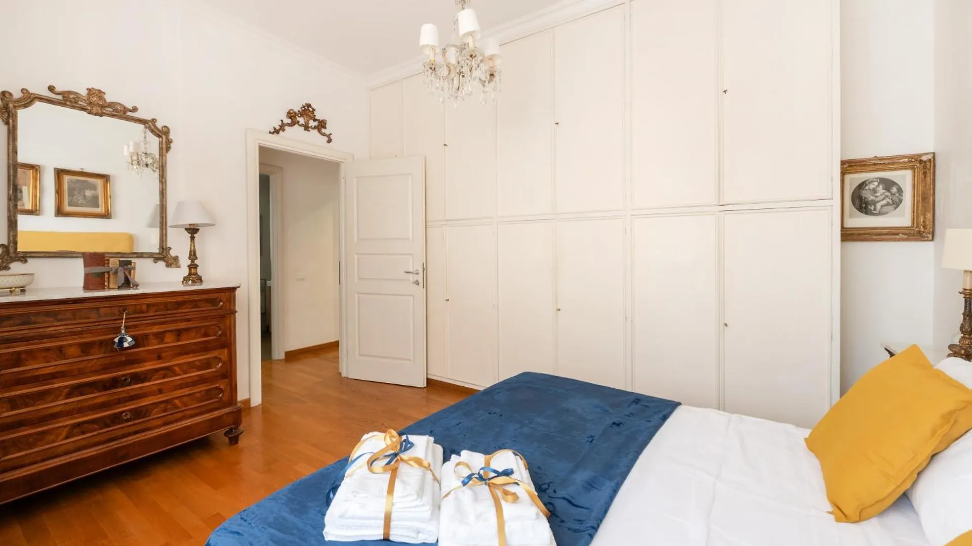 La Dimora Dell'Antiquario Apartment Rome Italy