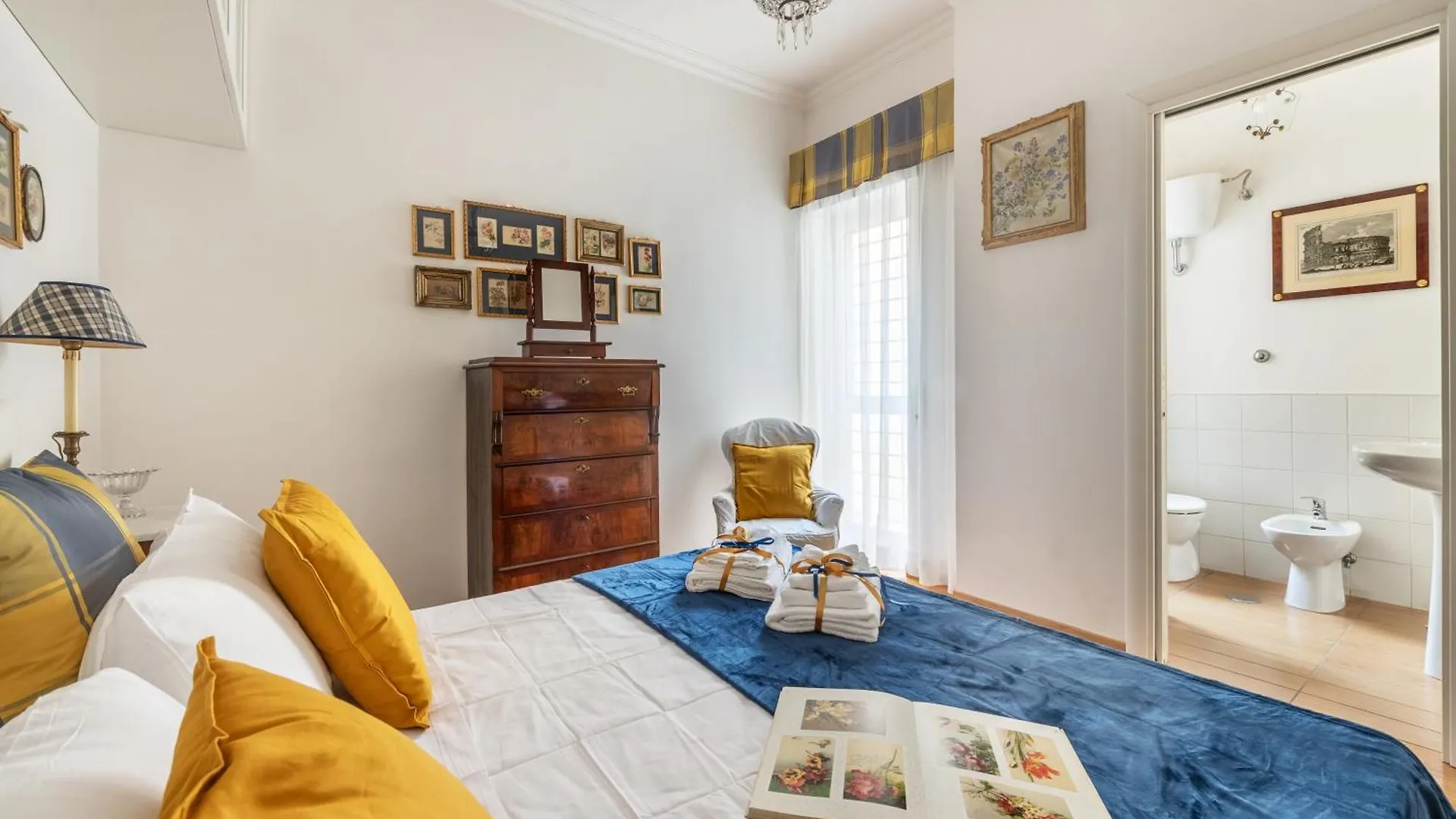 La Dimora Dell'Antiquario Apartment Rome
